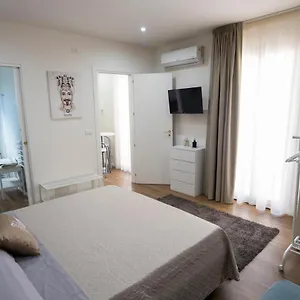 Appartamento Filomena Glamour Luxury, Aeroporto di Catania Fontana Rossa