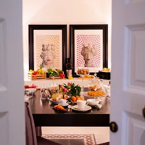 2* Nocleg ze śniadaniem Suite35